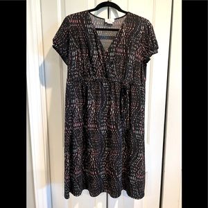 MATERNITY Dress 👗 Cute,  Stretchy , Short Sleeve , V-Neck